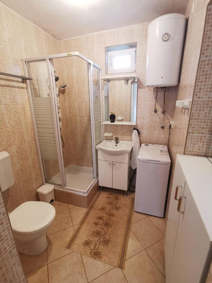 Village Apartment Zagvozd Exterior photo